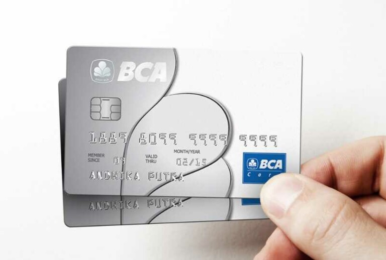 Contoh Kartu Kredit BCA