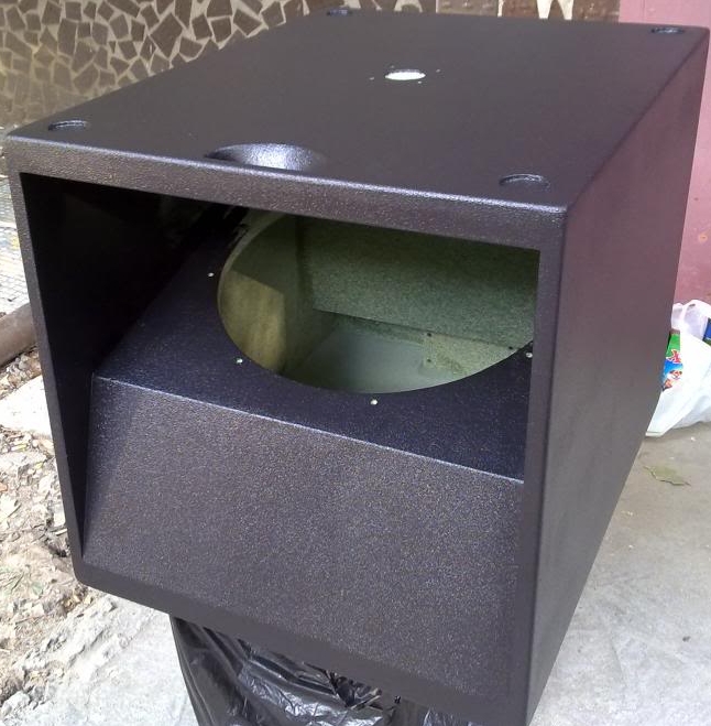 Box Speaker 18 Inci